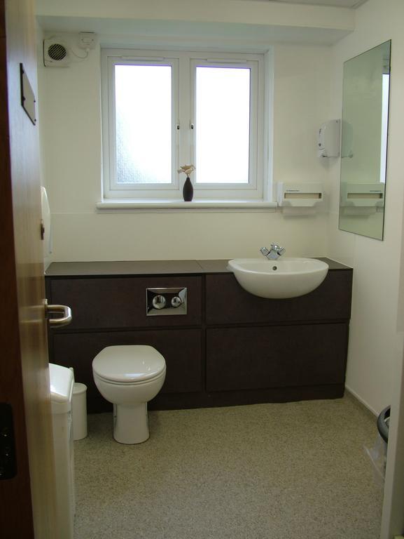 Mcintosh Hall Campus Accommodation St. Andrews Room photo
